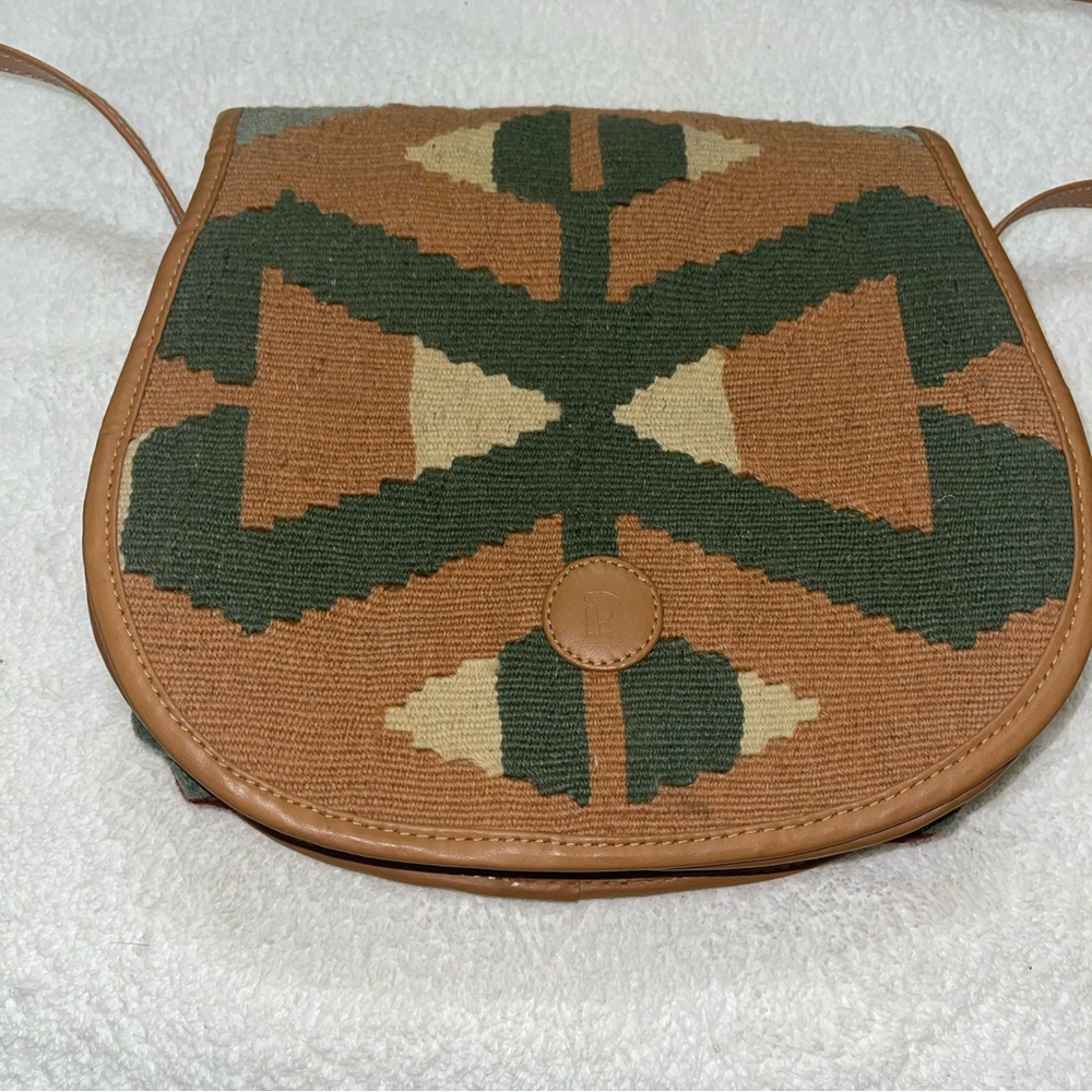 Vintage Messenger Crossbody Bag